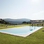 Santu Martine: With Pool 别墅