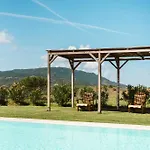 Santu Martine: With Pool